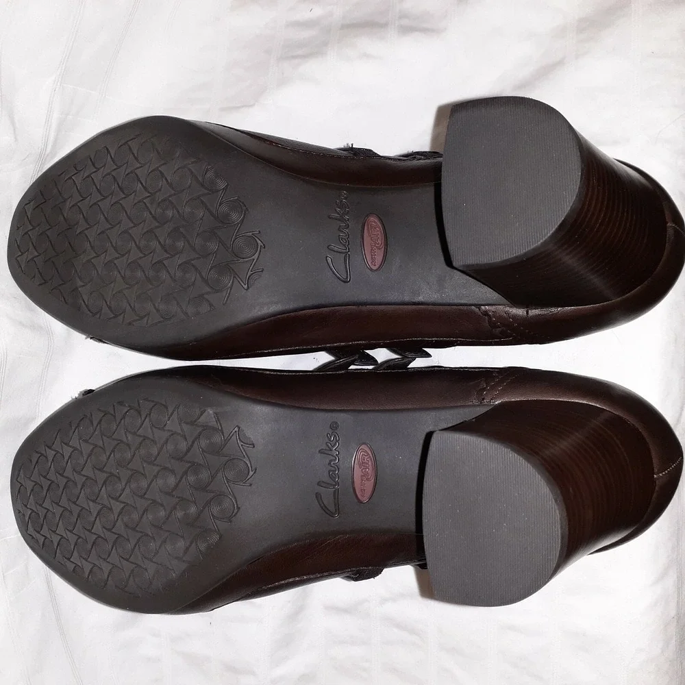 Clarks Stanhope Loafer Shoe Womens Dark Brown Leather Slip On Block Heel 10M NEW - Picture 10 of 15